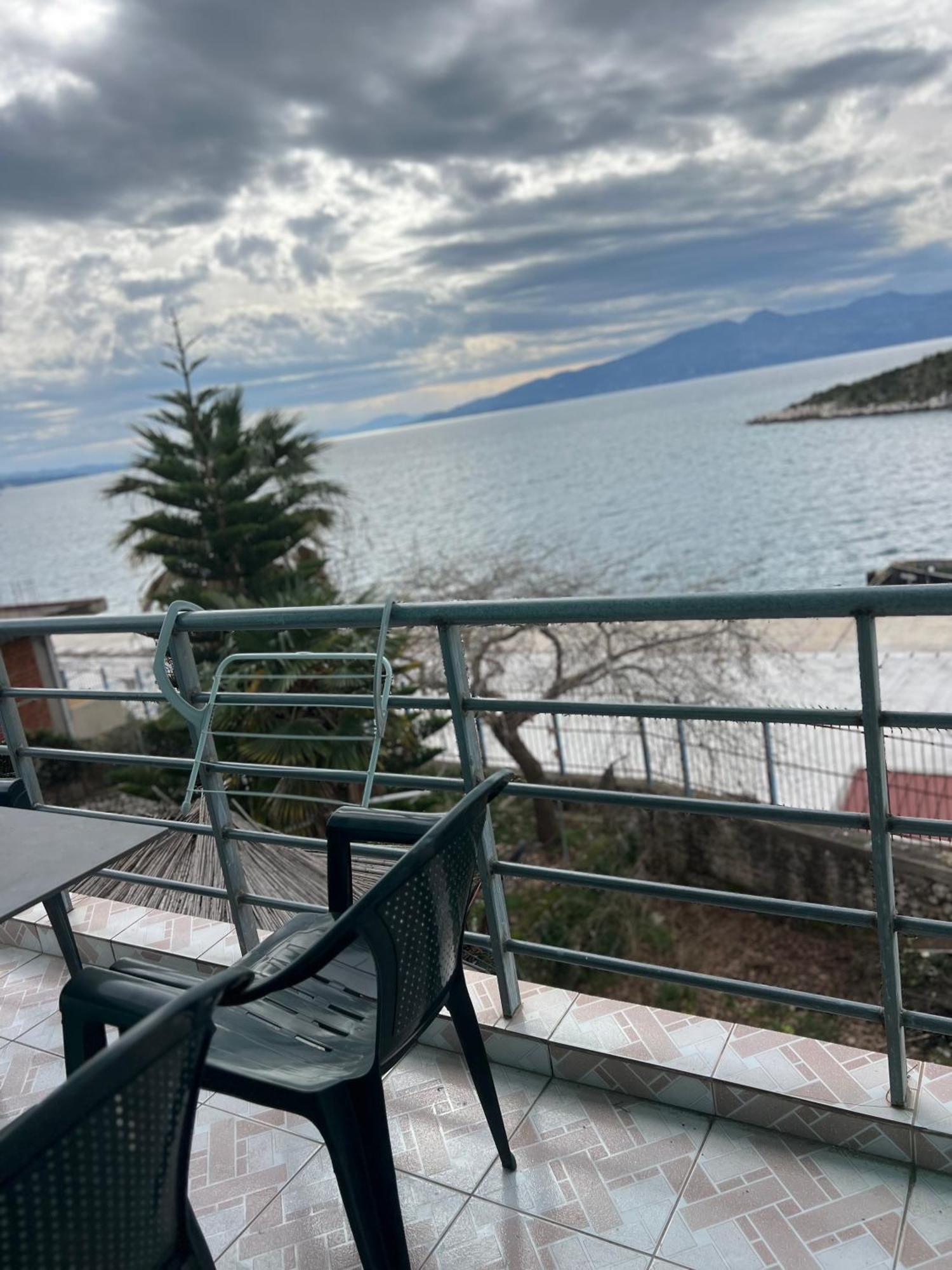 Majki Appartamento Sarandë